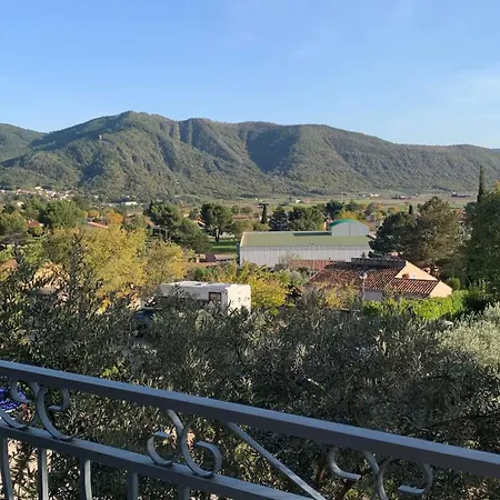 Dans Maison Provençale Séjour chez l'habitant