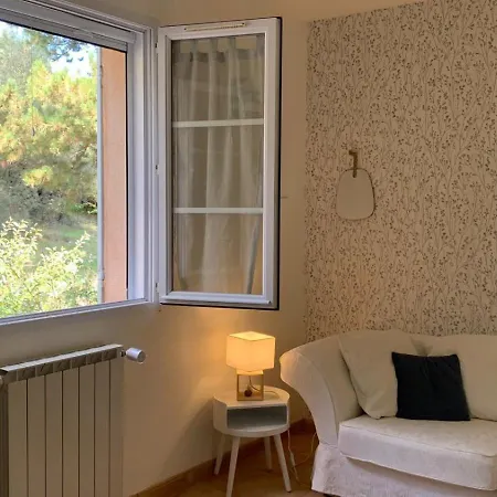 Chambre, Salon, Salle De Bains Et Wc Prives -Sans Cuisine- Dans Maison Provencale Chez L'Habitant * שאטו-ארנו-סנט-אובן
