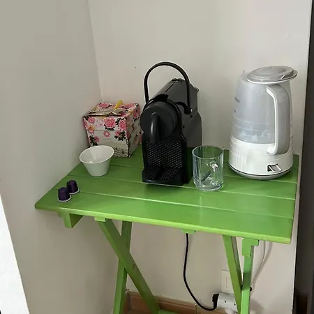 Chambre, Salon, Salle De Bains Et Wc Prives -Sans Cuisine- Dans Maison Provencale Chez L'Habitant בית אירוח *